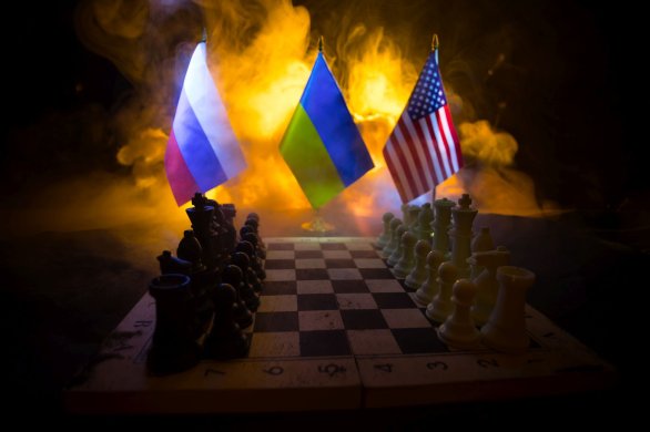 Sekvenční strategie: Američané nebránili ruské invazi na Ukrajinu. Naopak. Podporovali ji