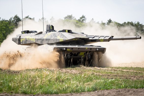 Evropský zbrojní megaobchod. Itálie kupuje stovky tanků Panther a bojových vozidel Lynx